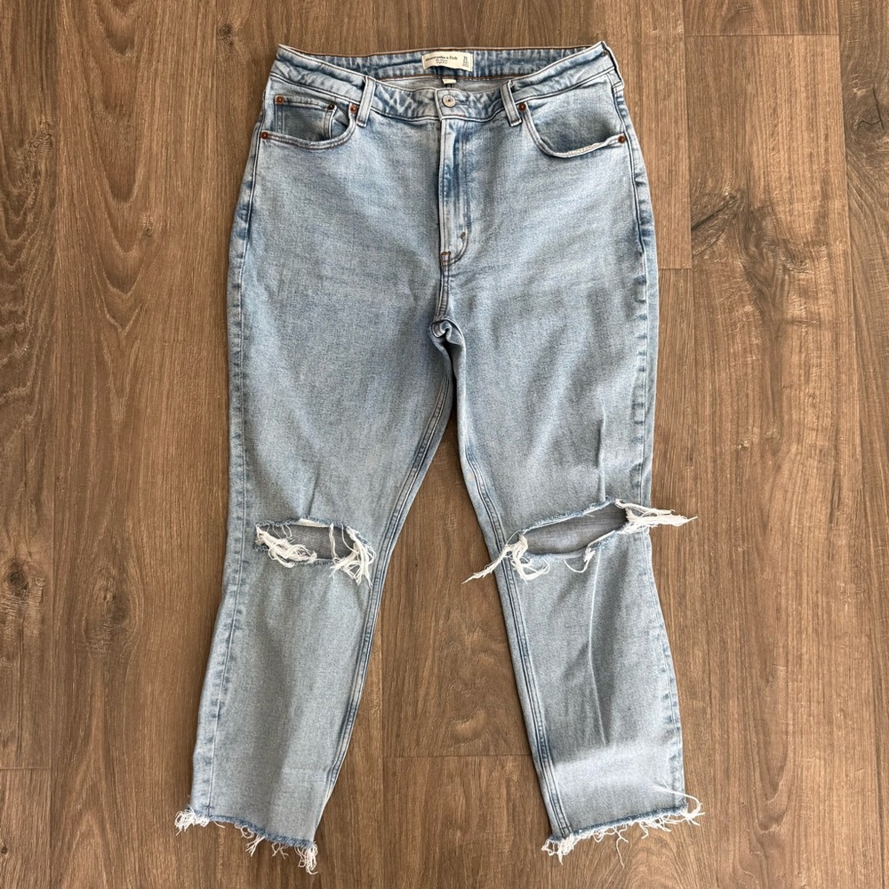 Abercrombie & Fitch Curve Love High Rise Skinny Crop Jeans | Size 31